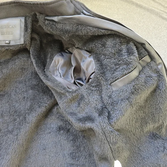 American Breed Mens Faux Leather Motorcycle Theme Jacket Size Medium Faux Fur - Picture 9 of 11